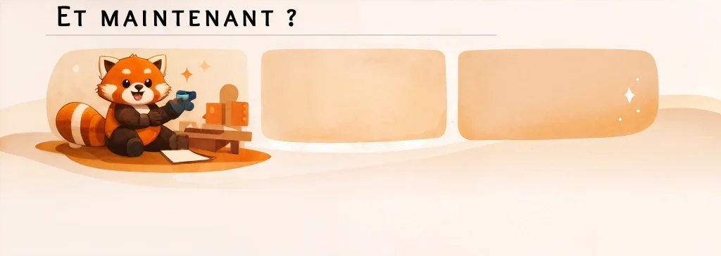 Un panda roux avec des jouets.